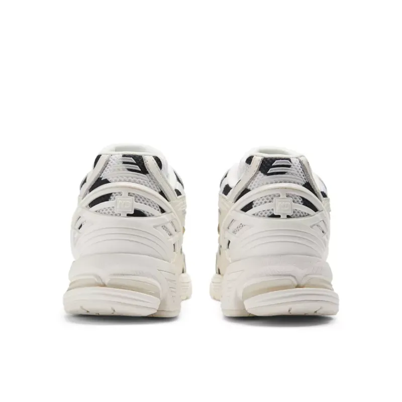 New Balance 1906R ‘Sea Salt’ – Polka Dot Pack (M1906RPC)