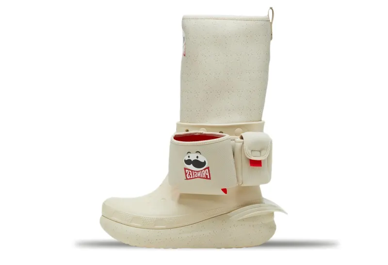 Crocs x Pringles Classic Crush Boot Bone (209691-2Y3)