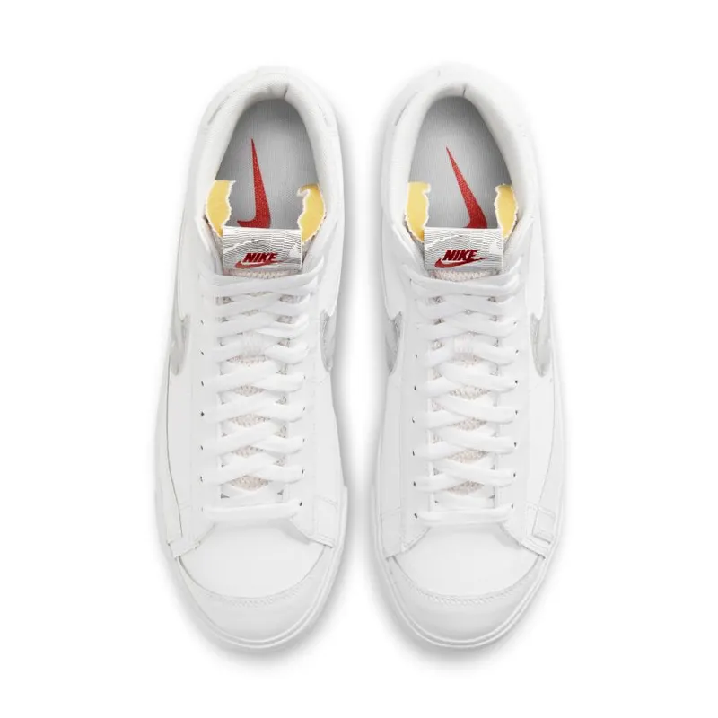 Nike Blazer Mid ’77 ‘Topography’ (DH3985-100)