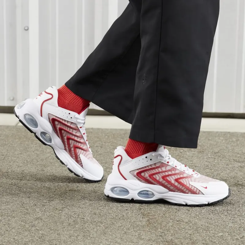 Nike Air Max TW ‘University Red’ (DQ3984-104)