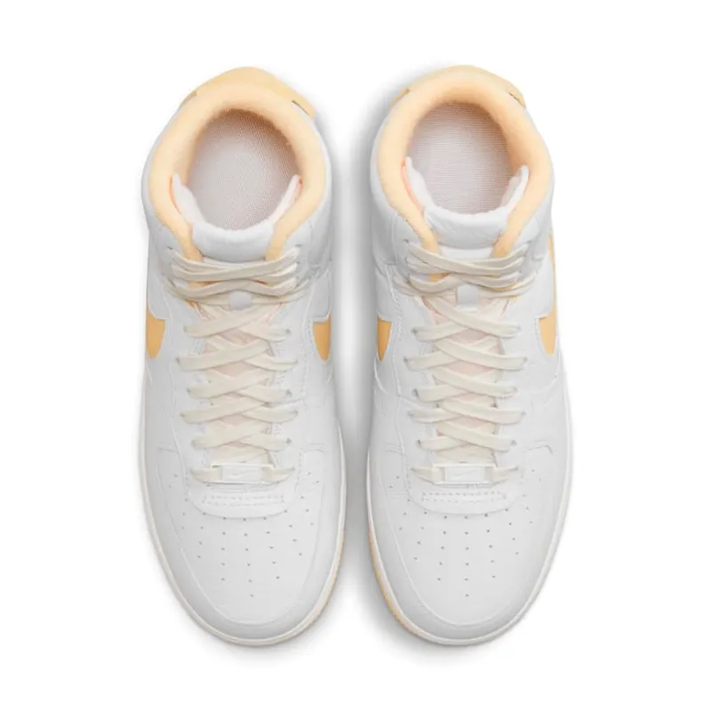 Air Force 1 Sculpt ‘Team Gold’ (DV7454-100)
