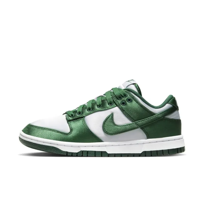 Nike Dunk Low WMNS ‘Satin Green’ (DX5931-100)