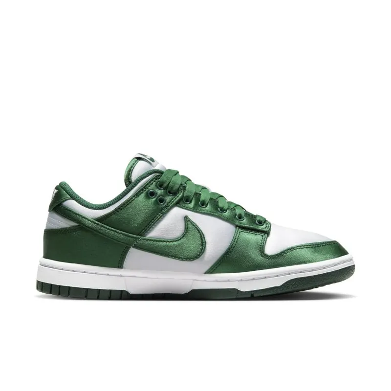 Nike Dunk Low WMNS ‘Satin Green’ (DX5931-100)