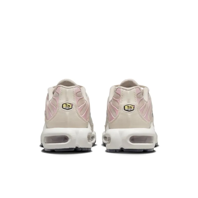 Nike Air Max Plus ‘Pink Oxford’ (DZ3671-102)