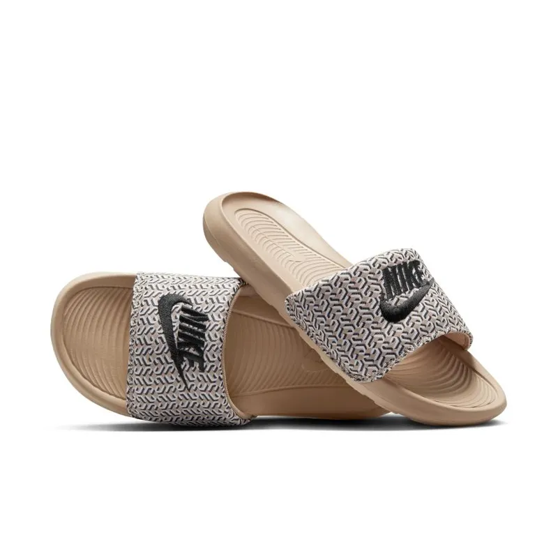 Nike Victori One Slide WMNS ‘United in Victory’ (FB2558-200)