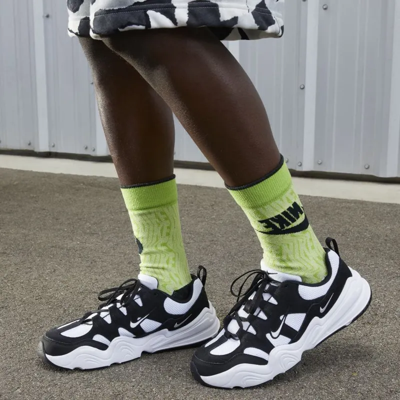 Nike Tech Hera ‘White Black’ (FJ9532-101)
