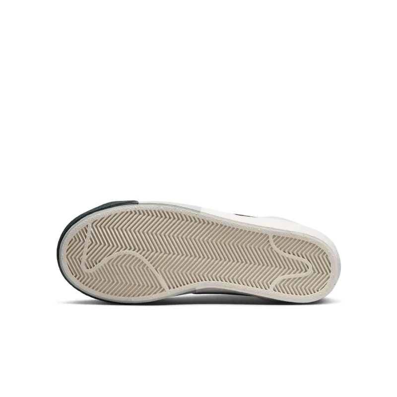 Nike Blazer Mid ’77 SE GS ‘Split White Spruce’ (FN6937-101)