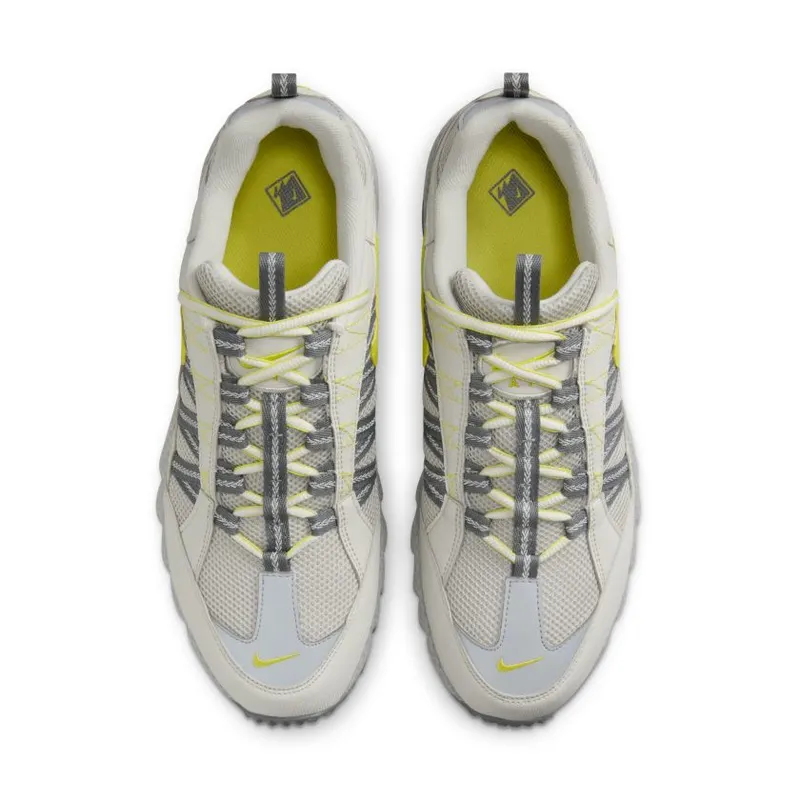 Nike Air Humara ‘Light Bone’ (FQ2443-001)