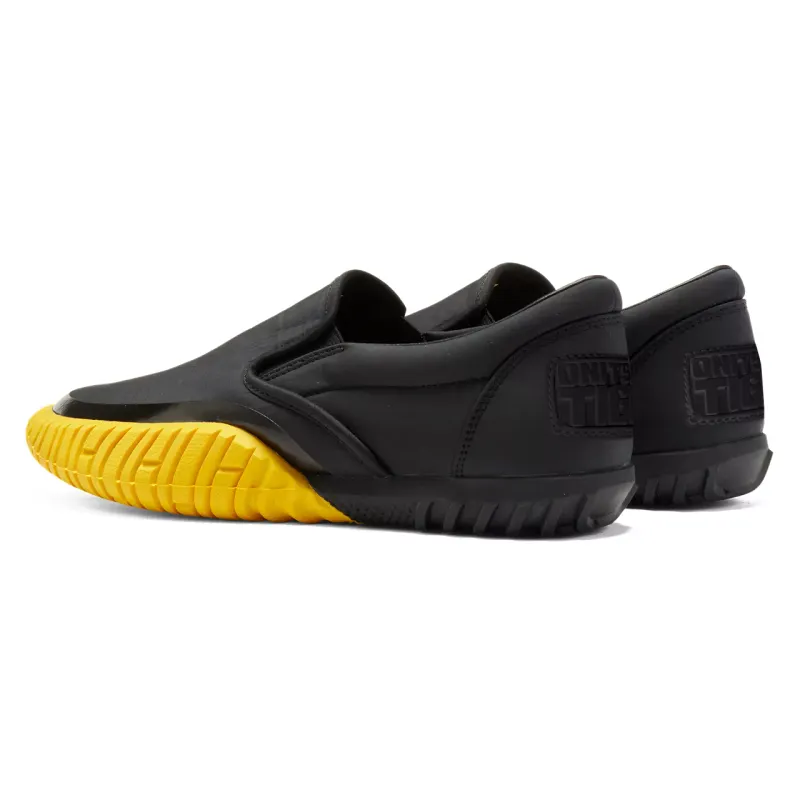 ONITSUKA TIGER DUCK TIGER SLIP-ON BLACK/TAI-CHI YELLOW (1183C224.001)
