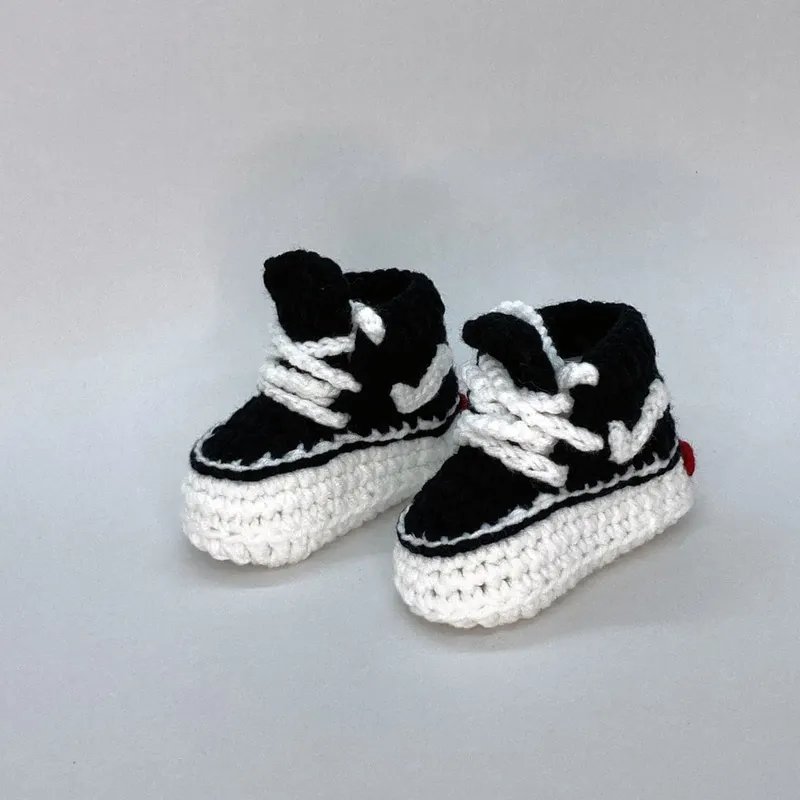 Baby Sneakers Vans Sk8-Hi (Black / White)
