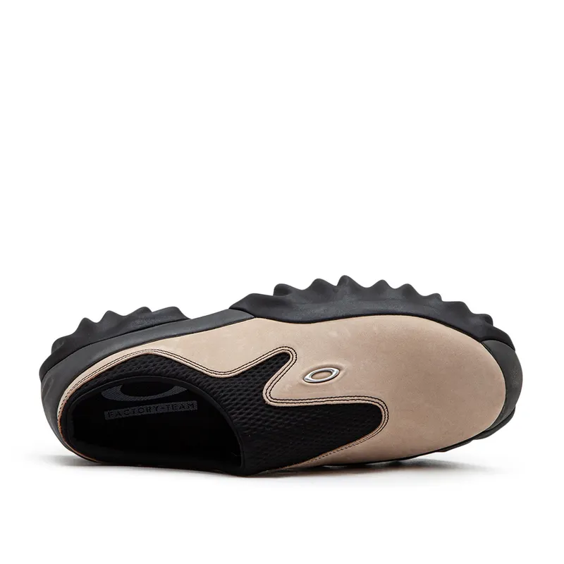 Oakley Factory Team Nubuck Chop Saw Mule (Beige / Black)