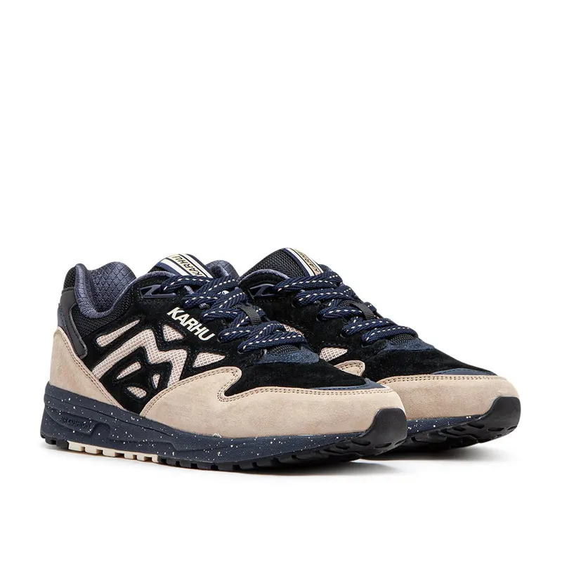 Karhu Legacy 96 “Mölkky Pack” (Black / Beige)