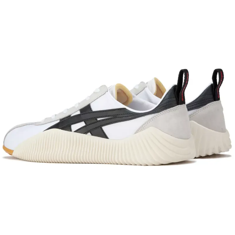 Onitsuka Tiger ACROMOUNT White/Black (1183B257.101)