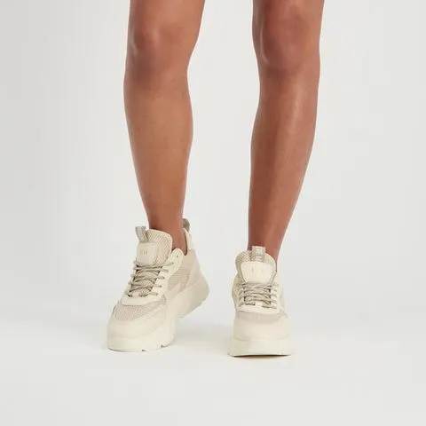 Steve Madden Pitty BONE Bone
