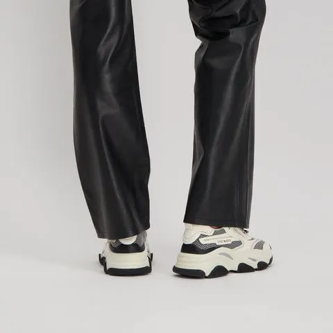 Steve Madden Possession-E Black/Bone