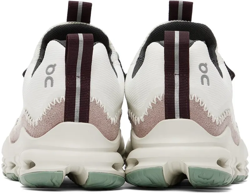 On White Cloudaway Ice | Moss (49.98469)