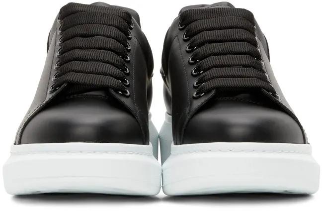 Alexander McQueen Black & White Oversized 1000 Black (553770 WHGP0)