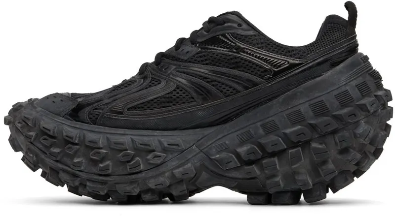 Balenciaga Black Defender 1000 (685613-W2RA6-1000)