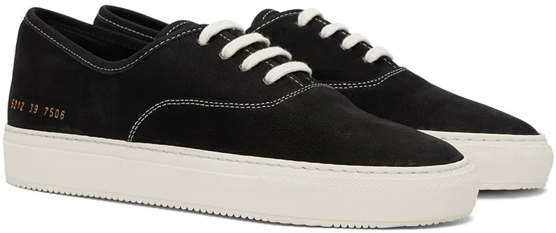 Common Projects Black Four Hole 7506 Black/White (ARTICLE 5212)