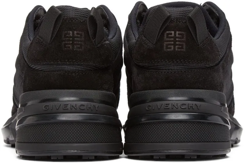 Givenchy Black GIV 1 Light Runner 001 Black (BE001ZE15N)