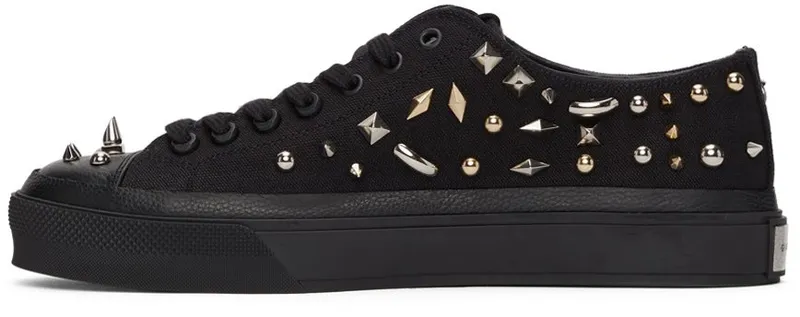 Givenchy Black Low City 001-BLACK (BH0050H0XR)