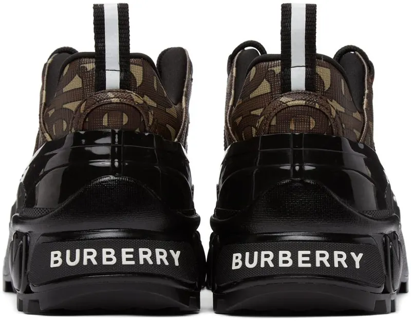 Burberry Brown E-Canvas Monogram Arthur Bridle Brown (8020678)