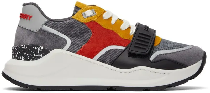 Burberry Grey Ramsey BLACK/RED/YELLOW (8045535)