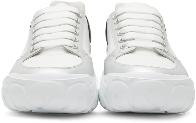 Alexander McQueen White & Silver Court Trainer 9455 WHI/SO.SI./BLK/ (662663WIA96)