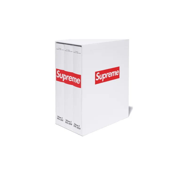 Supreme 30 Years: T (SS24)