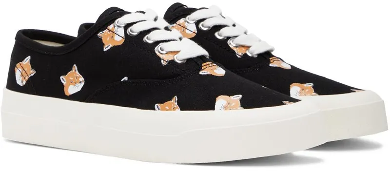 Maison Kitsuné Black All Over Fox Head P199 Black (DU04705WW9001)