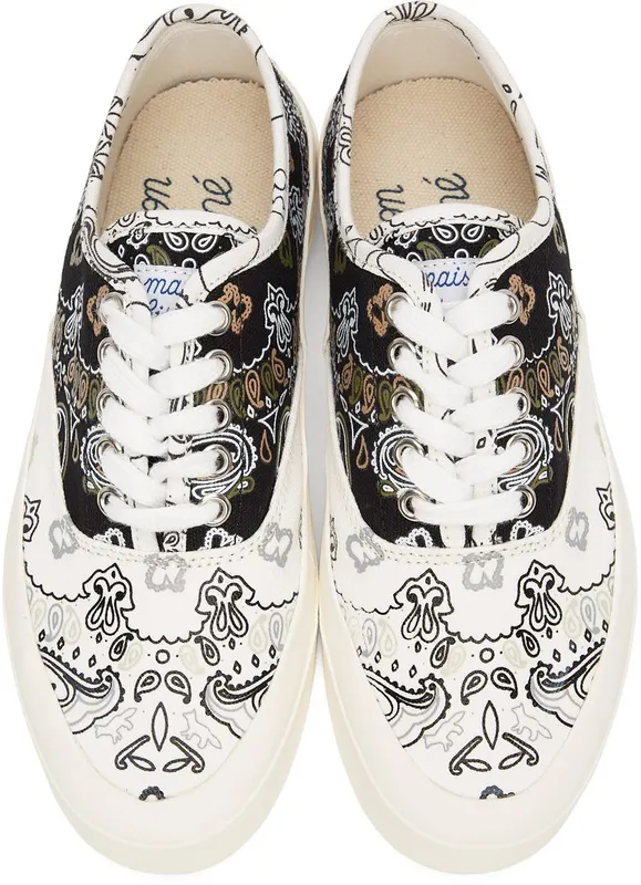 Maison Kitsuné Black & White Bandana Print Low BLACK (GU04733WW4003)