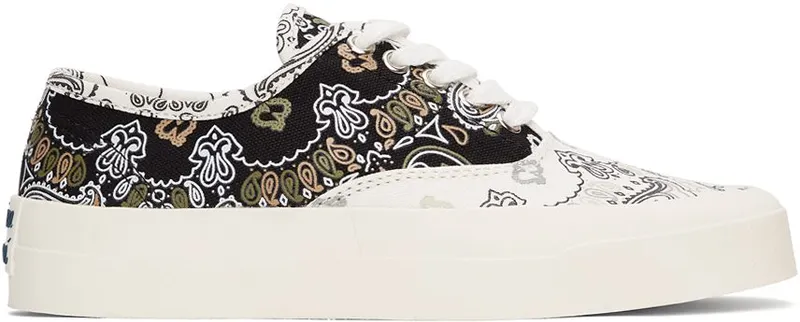 Maison Kitsuné Black & White Bandana Print Low BLACK (GU04733WW4003)