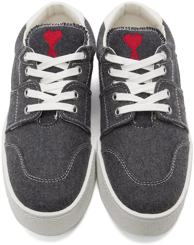 AMI Alexandre Mattiussi Grey Ami De Coeur Low 061 Dark Grey (H21S400.992)