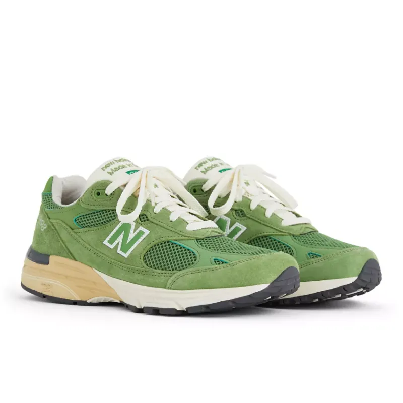 New Balance 993 Chive (U993GW)