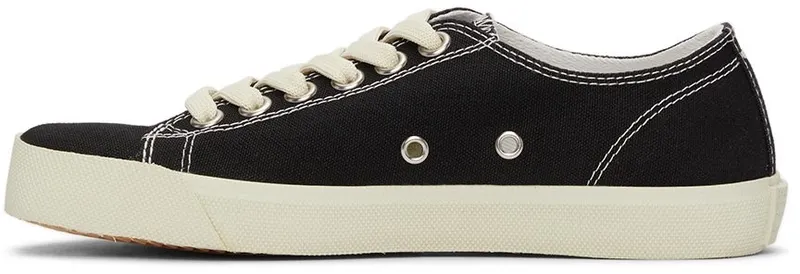 Maison Margiela Black Canvas Tabi T8013 Black (S58WS0110 P1875)