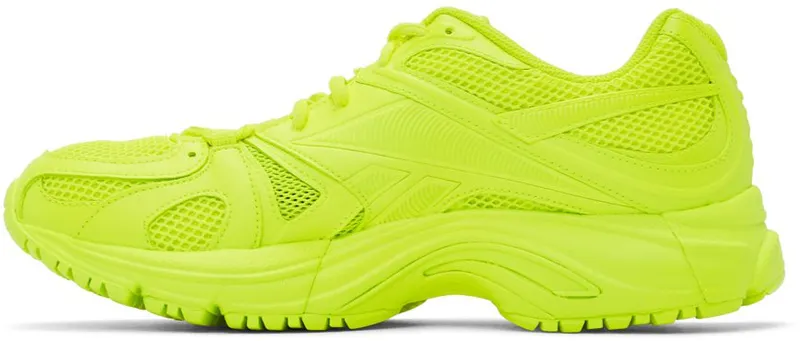 VETEMENTS Yellow Reebok Edition Artisanal Logo Spike Runner 200 NEON YELLOW (UE51SN200Y)