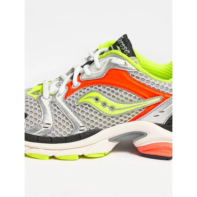 Saucony Saucony X Bellerose ProGrid Triumph 4 Multi (S70829-1)