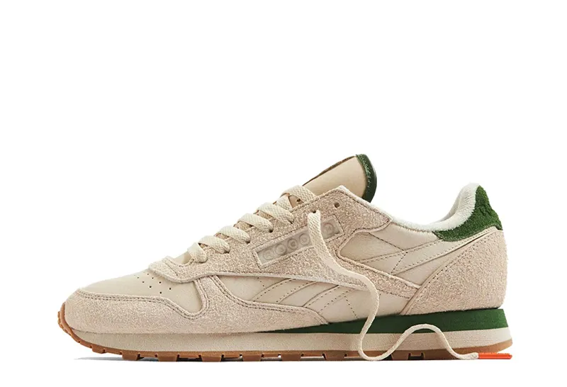 Reebok x END. Classic Leather Boules Club (HR1201)