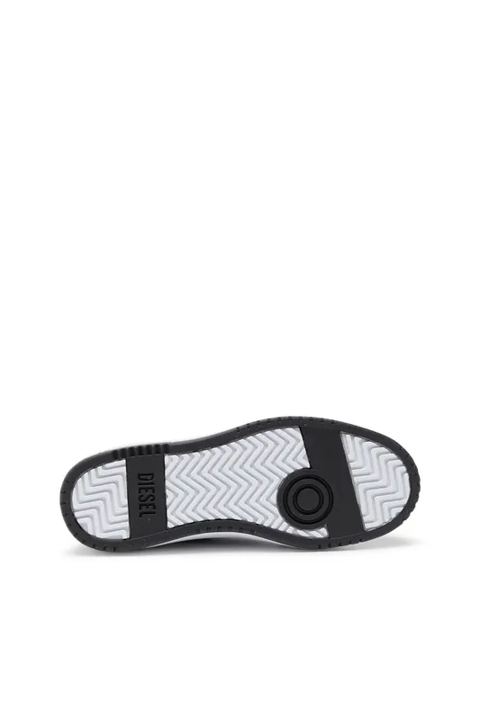 Diesel S-ukiyo V2 Low W (Y03362P5576HA413 https://nl.diesel.com/en/sneakers/s-ukiyo-v2-low-w-multicolor/Y03362P5576HA413.htm)