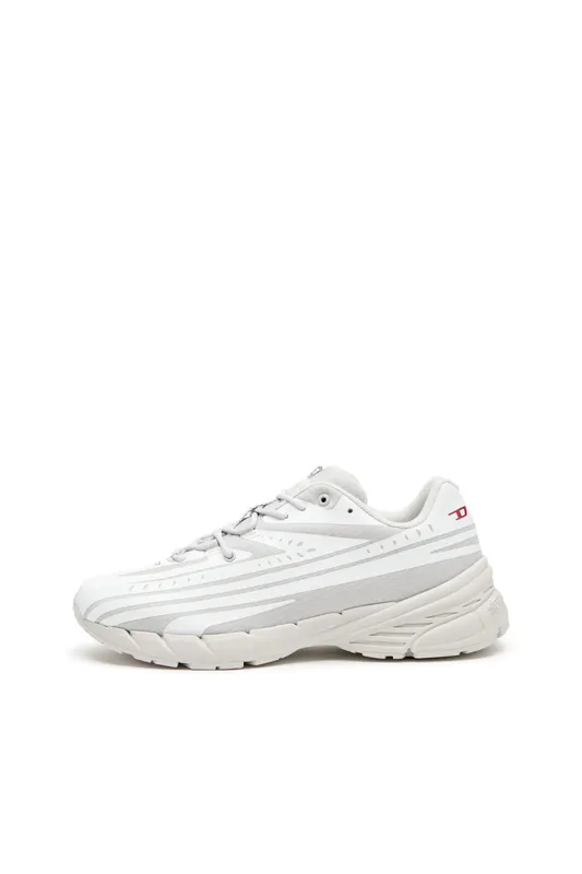 Diesel D-airspeed Low (Y03436P6907HA497 https://nl.diesel.com/en/sneakers/d-airspeed-low-multicolor/Y03436P6907HA497.htm)