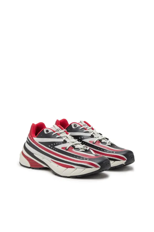 Diesel D-airspeed Low (Y03436P6909HA402 https://nl.diesel.com/en/sneakers/d-airspeed-low-multicolor/Y03436P6909HA402.htm)