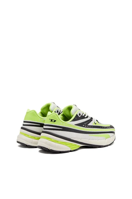 Diesel D-airspeed Low (Y03436P6909HA403 https://nl.diesel.com/en/sneakers/d-airspeed-low-multicolor/Y03436P6909HA403.htm)