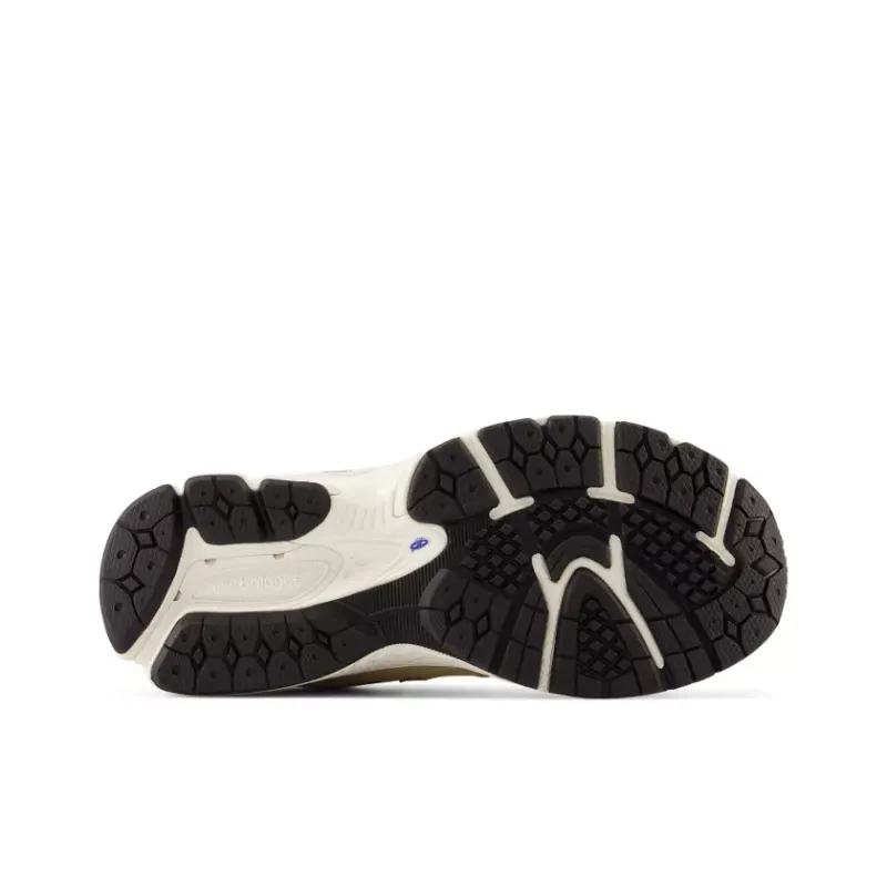 New Balance 2002R GS Incense Sandstone (GC2002EF)