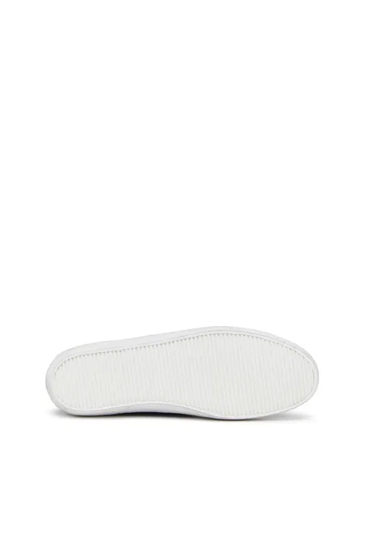 Diesel S-leroji Low (Y02741P5595H0507 https://nl.diesel.com/en/sneakers/s-leroji-low-blue/Y02741P5595H0507.htm)