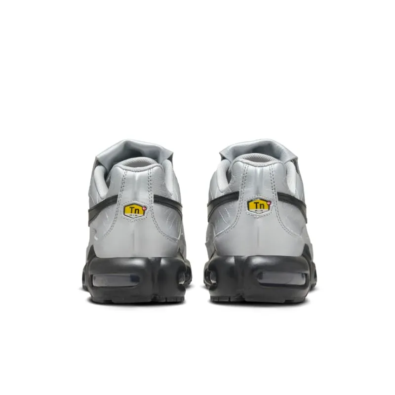 Nike Air Max Plus ‘Wolf Grey and Black’ (HM6850-001)