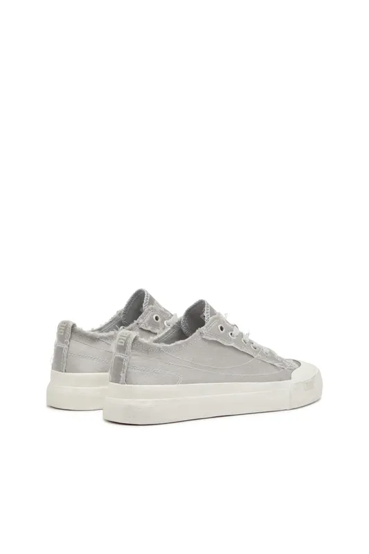Diesel S-athos Low W (Y03335P6956T9002 https://nl.diesel.com/en/sneakers/s-athos-low-w-grey/Y03335P6956T9002.htm)