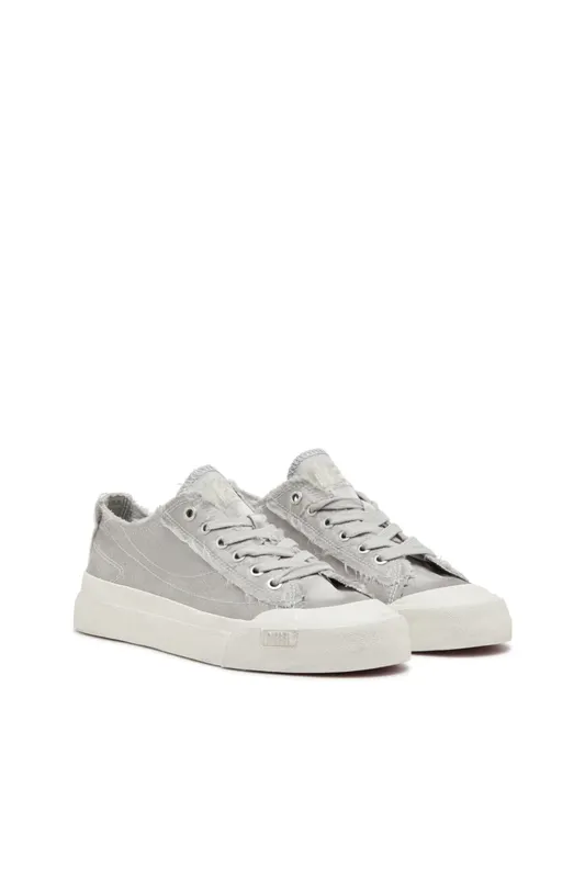 Diesel S-athos Low W (Y03335P6956T9002 https://nl.diesel.com/en/sneakers/s-athos-low-w-grey/Y03335P6956T9002.htm)