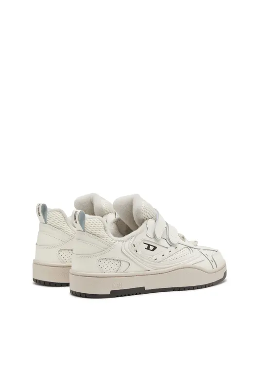 Diesel S-ukiyo Skt (Y03407P6903T1001 https://nl.diesel.com/en/sneakers/s-ukiyo-skt-white/Y03407P6903T1001.htm)
