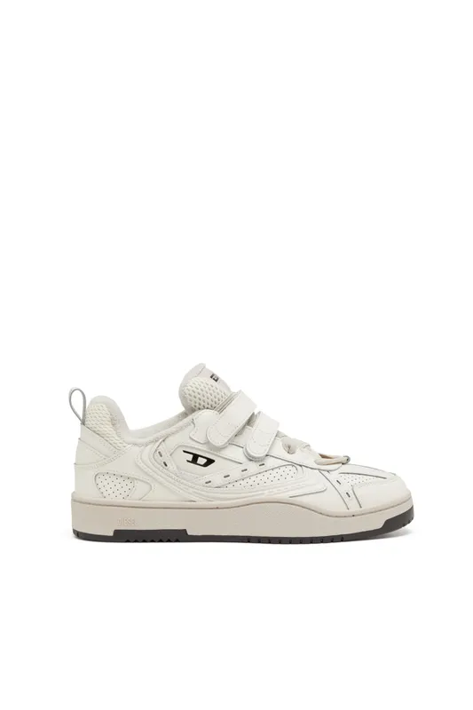 Diesel S-ukiyo Skt (Y03407P6903T1001 https://nl.diesel.com/en/sneakers/s-ukiyo-skt-white/Y03407P6903T1001.htm)