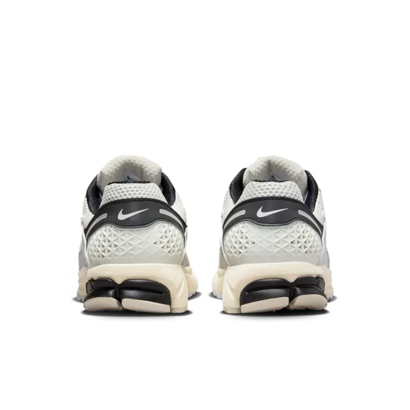 Nike Zoom Vomero 5 Premium ‘Light Bone and Black’ (FN7649-110)